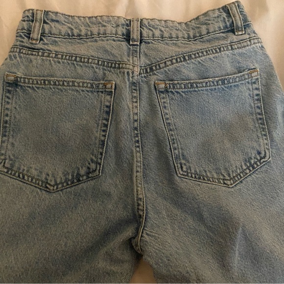H&M, Blue Jeans, size 4, straight leg, Button fly, high waist, women jeans - Picture 3 of 4